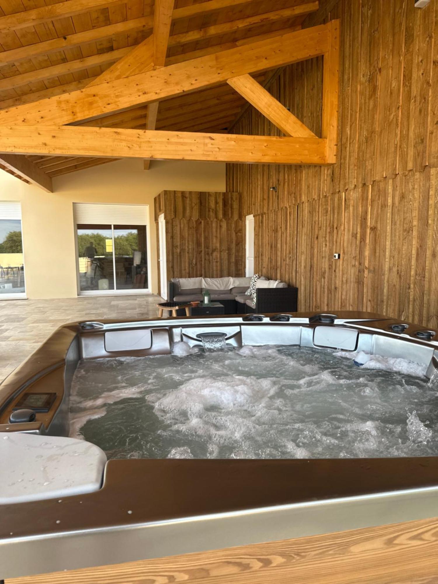 Repaire - Le Repaire De Maltus "Gites & Spa" Lussac  Luaran gambar